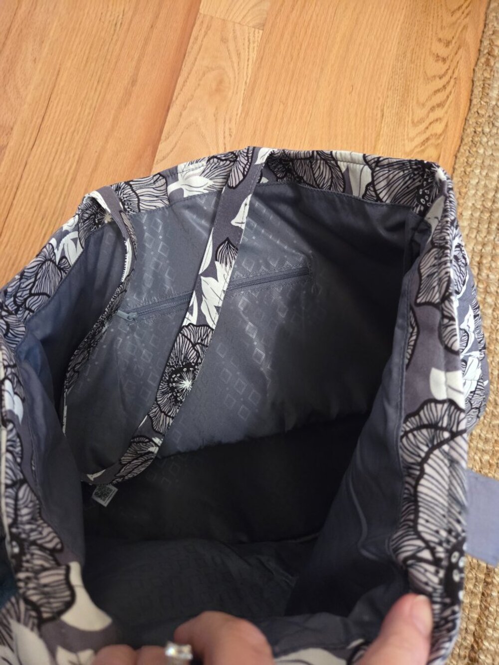 Vera Bradley Grand Tote - Picture 2 of 5